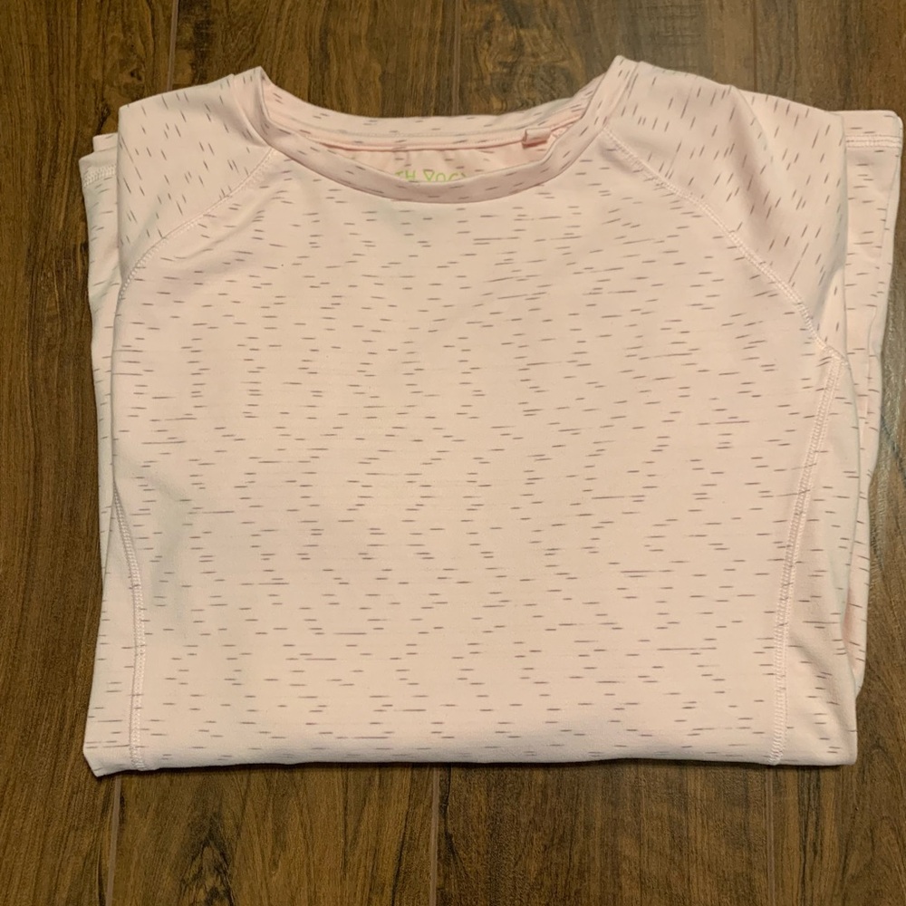 Earth Yoga size Large Pink Shirt